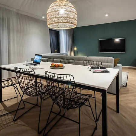 Ξενοδοχείο με διαμερίσματα Numa Docklands 4*