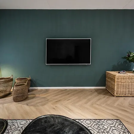 Numa Docklands Ξενοδοχείο με διαμερίσματα 4*