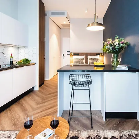 Ξενοδοχείο με διαμερίσματα Numa Docklands 4*