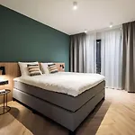 Numa Docklands Aparthotel