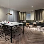 Numa Docklands Aparthotel