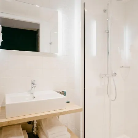 Numa Docklands Hotel apartamentowy 4*