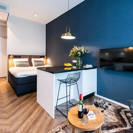 Numa Docklands Hotel apartamentowy 4*