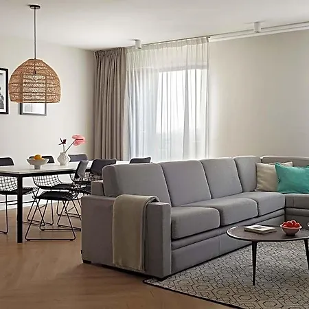 Numa Docklands Aparthotel