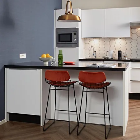 Numa Docklands Апарт-отель 4*